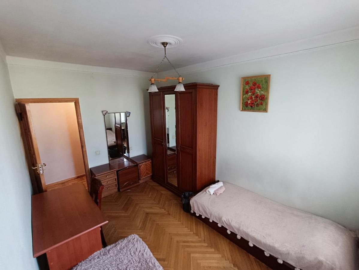 Metro Guest House Yerevan Luaran gambar