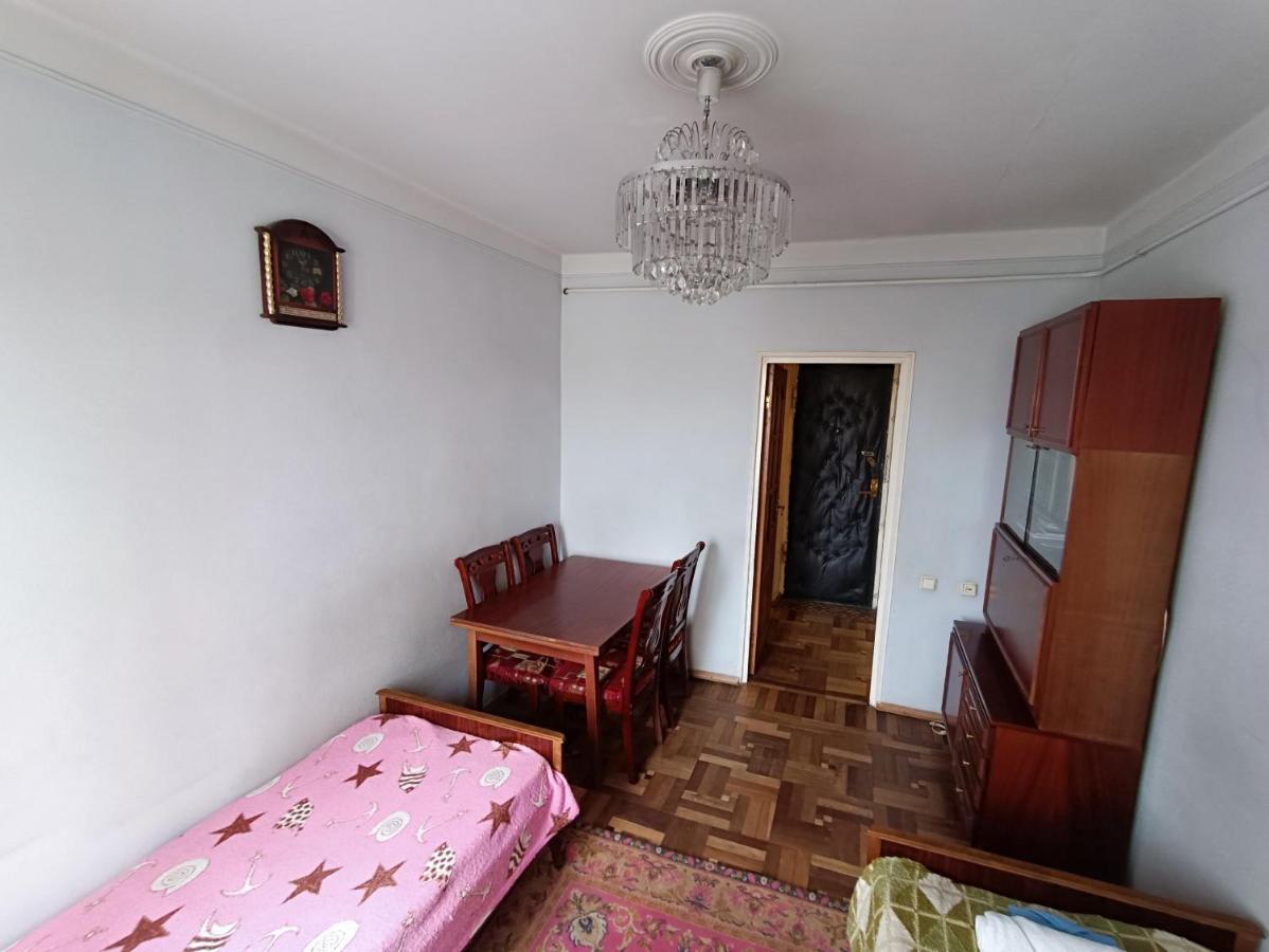 Metro Guest House Yerevan Luaran gambar